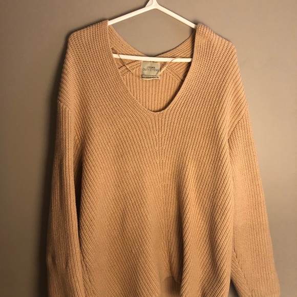 OVERSIZE UO SWEATER - Picture 1 of 2